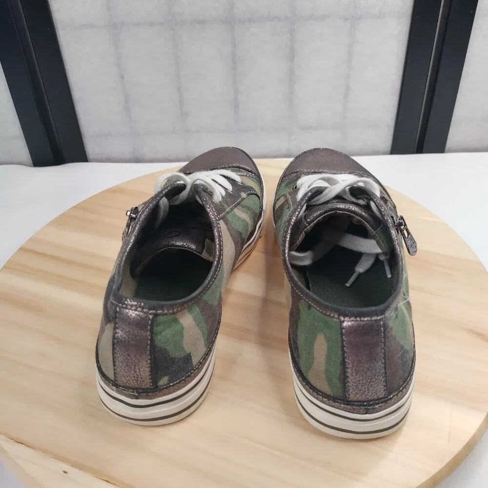 G by GUESS Camo Metallic Bronze Sneakers Decorative Zipper Women US 8.5M - Picture 4 of 10